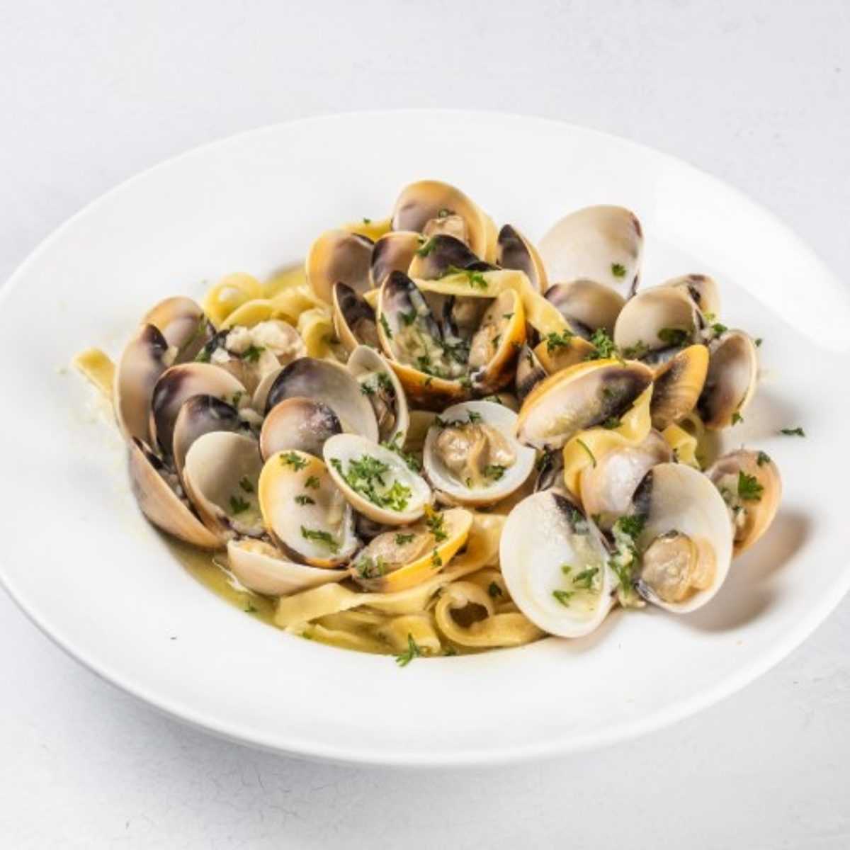 Red or White Clam Sauce/Pasta