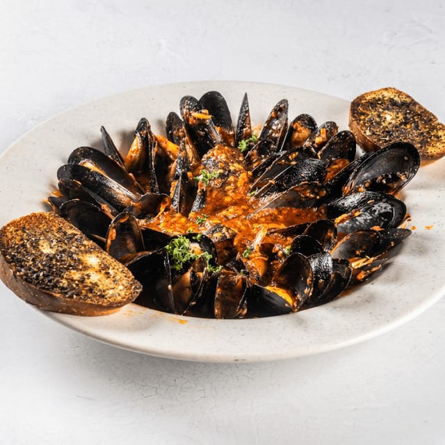 Mussels Fra Diavolo.